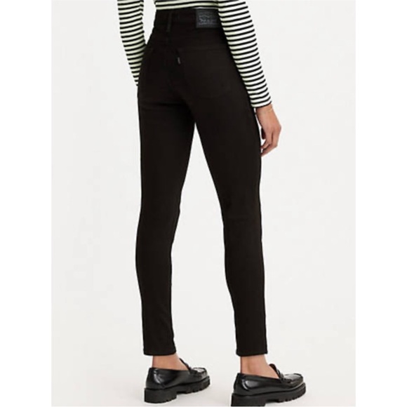 LEVI’S | NWT 721 High Rise Skinny Jeans in Black, Size 26 - Picture 4 of 14